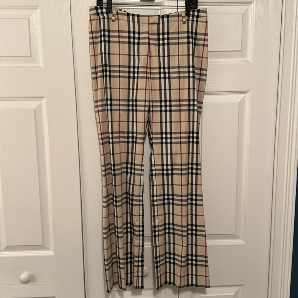 Burberry Size 10 USA